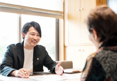 トータルサポート：相続人調査から金融資産の解約まで