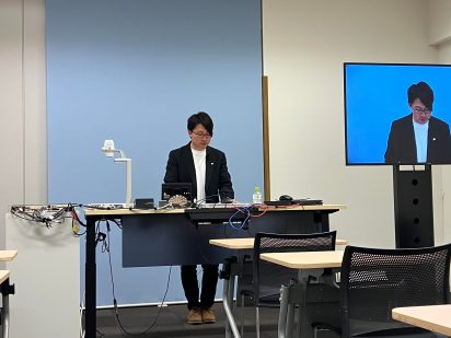 法律系資格専門学校の講師